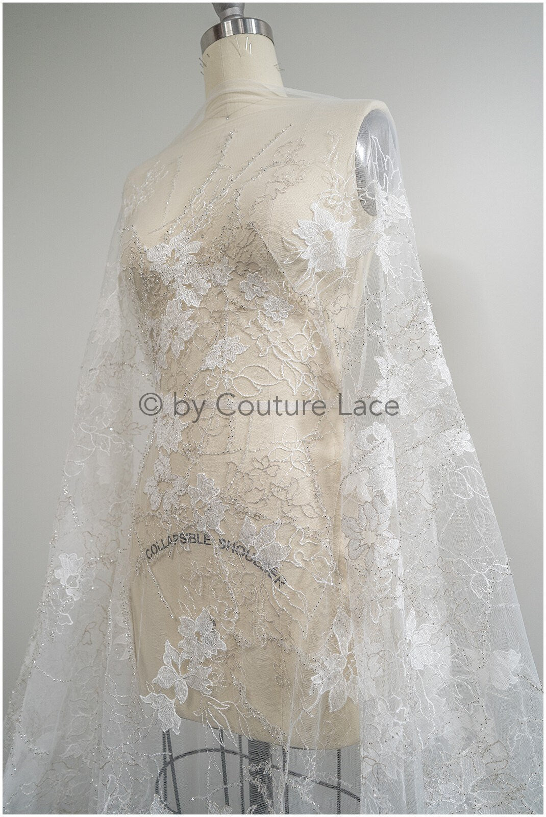 Perlen Spitzenstoff Off-White Silber/ Hochzeitsspitze/ romantischer Blumen Spitzenstoff mit Perlen/ Braut Spitzenstoff// L20-360