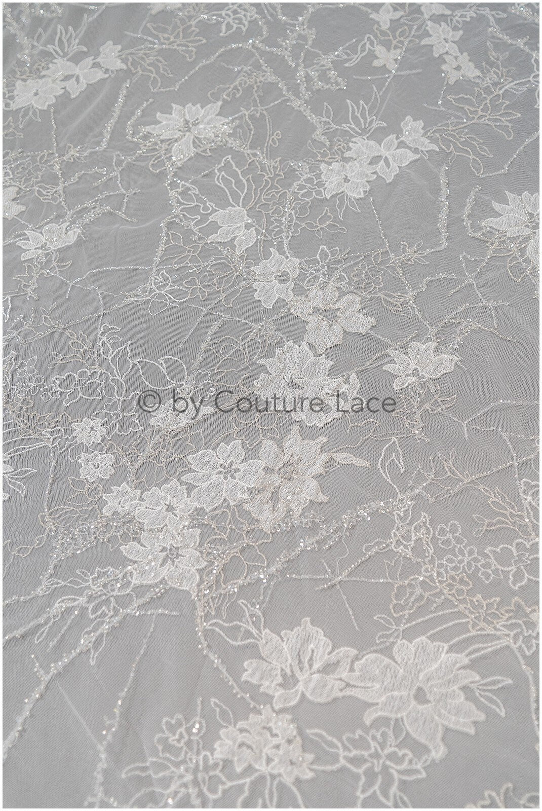 Perlen Spitzenstoff Off-White Silber/ Hochzeitsspitze/ romantischer Blumen Spitzenstoff mit Perlen/ Braut Spitzenstoff// L20-360