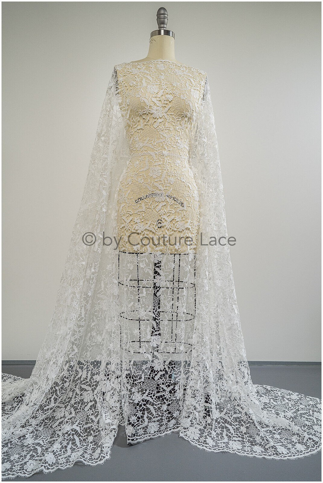 Romantischer gehäkelter Spitzenstoff/ Guipure Boho Brautspitze/ Boho Stoffe Off-White/ Makramee Spitze// L20-385