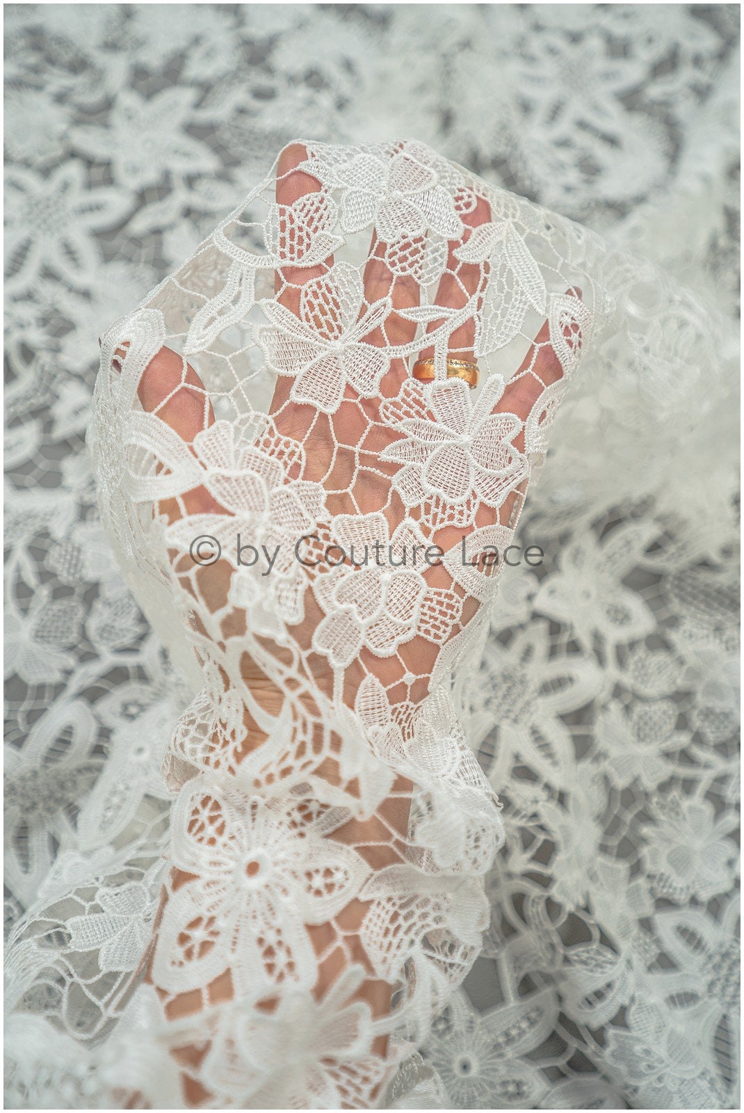 Florale Boho Spitze Off-White/ Gehäkelter Spitzenstoff/ Boho Spitze/ Makramee Spitzenstoff/ gestrickter Spitzenstoff mit Blumen// L20-390
