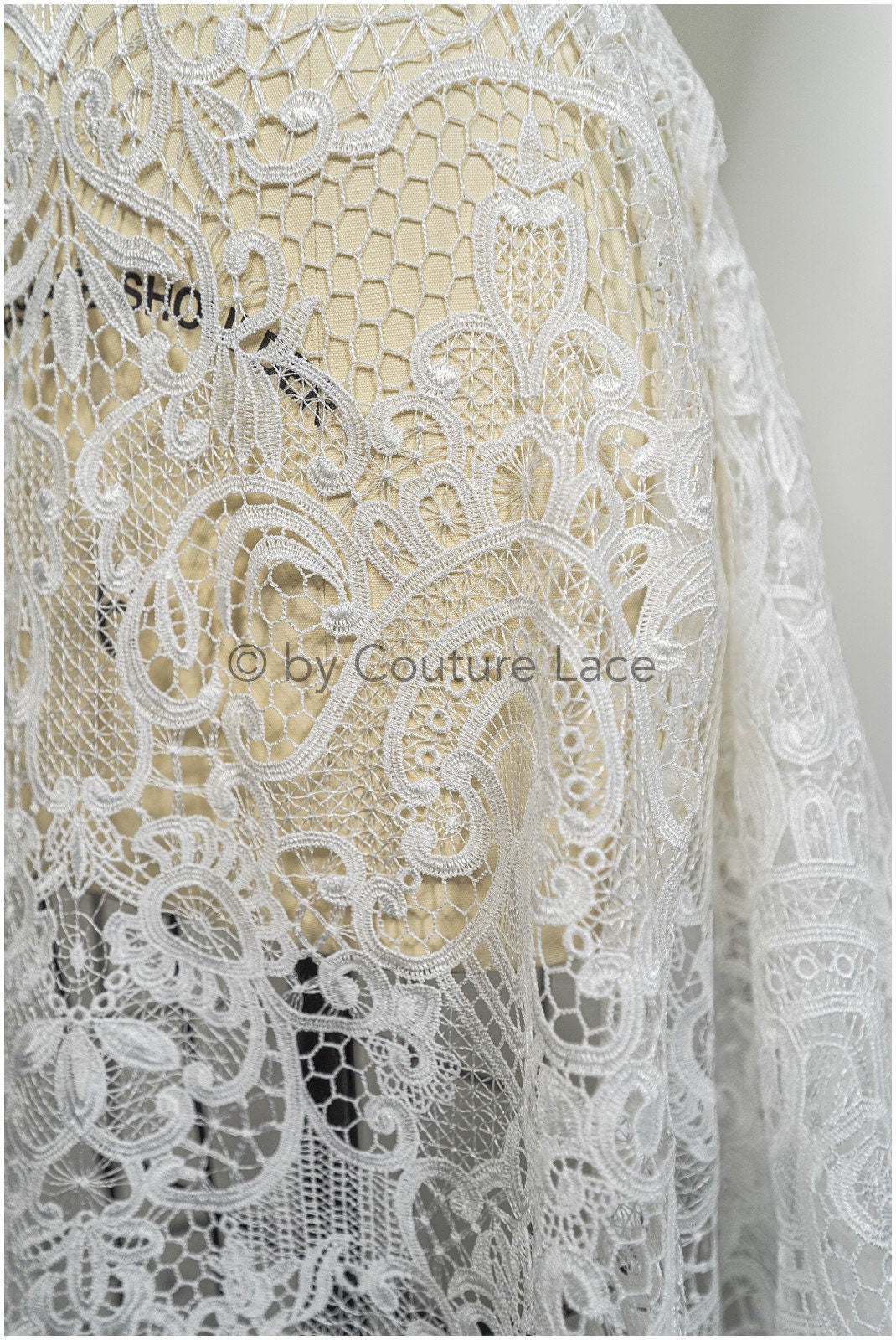 Guipure Spitzenstoff Off-White/ Brautkleid Stoff/ Stickerei Häkelspitze/ Boho Spitzenstoff/ Boho Brautspitze// L17-058