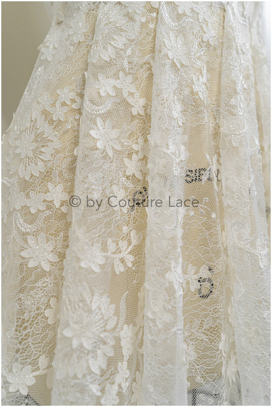 French 3D lace fabric off-white/ couture lace fabric with 3D flowers/ delicate bridal lace fabric/ bridal lace// L20-371