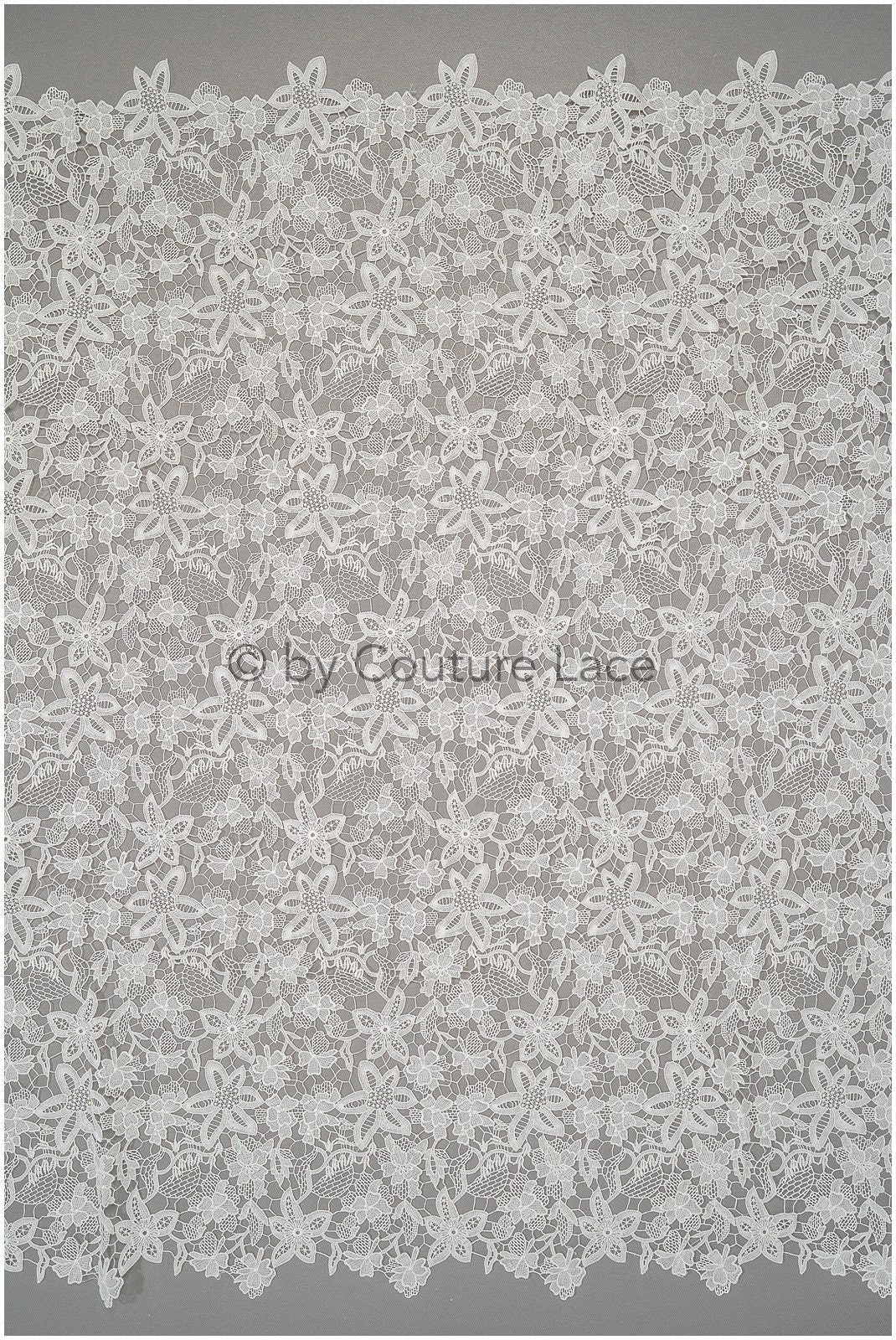 Florale Boho Spitze Off-White/ Gehäkelter Spitzenstoff/ Boho Spitze/ Makramee Spitzenstoff/ gestrickter Spitzenstoff mit Blumen// L20-390