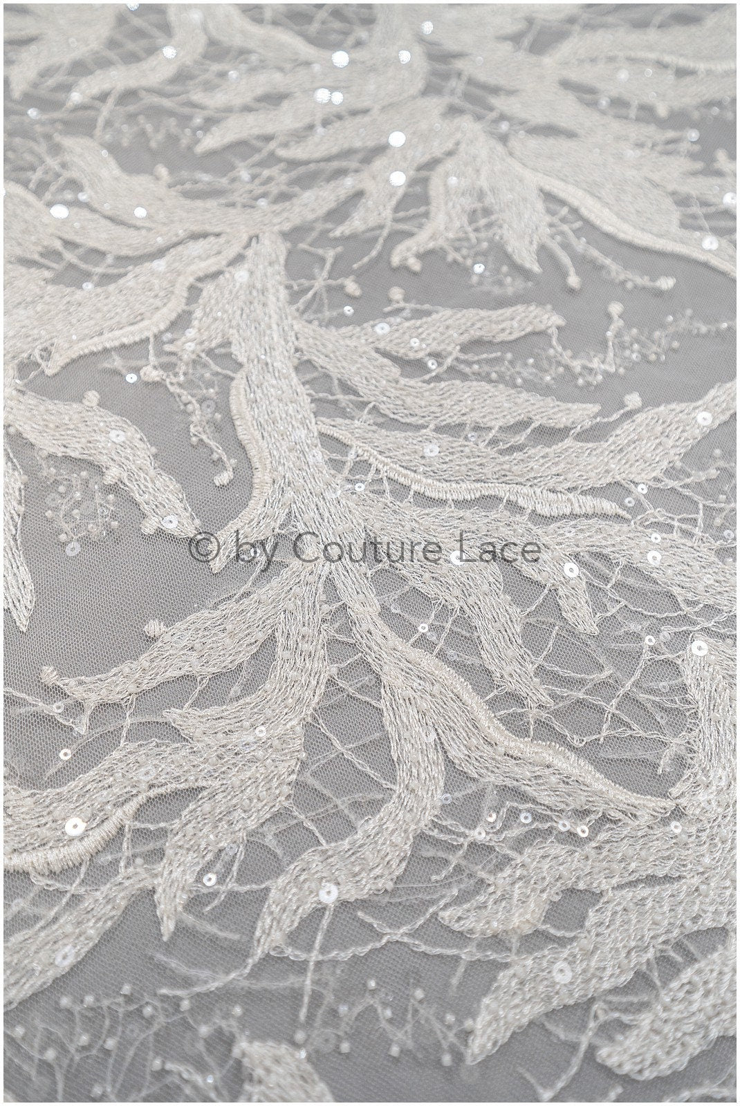 Perlen Spitzenstoff, Couture Spitzenstoff, schwere Hochzeitsspitze, gestreifter Spitzenstoff mit Perlen, moderner gestreifter Spitzenstoff// L20-345