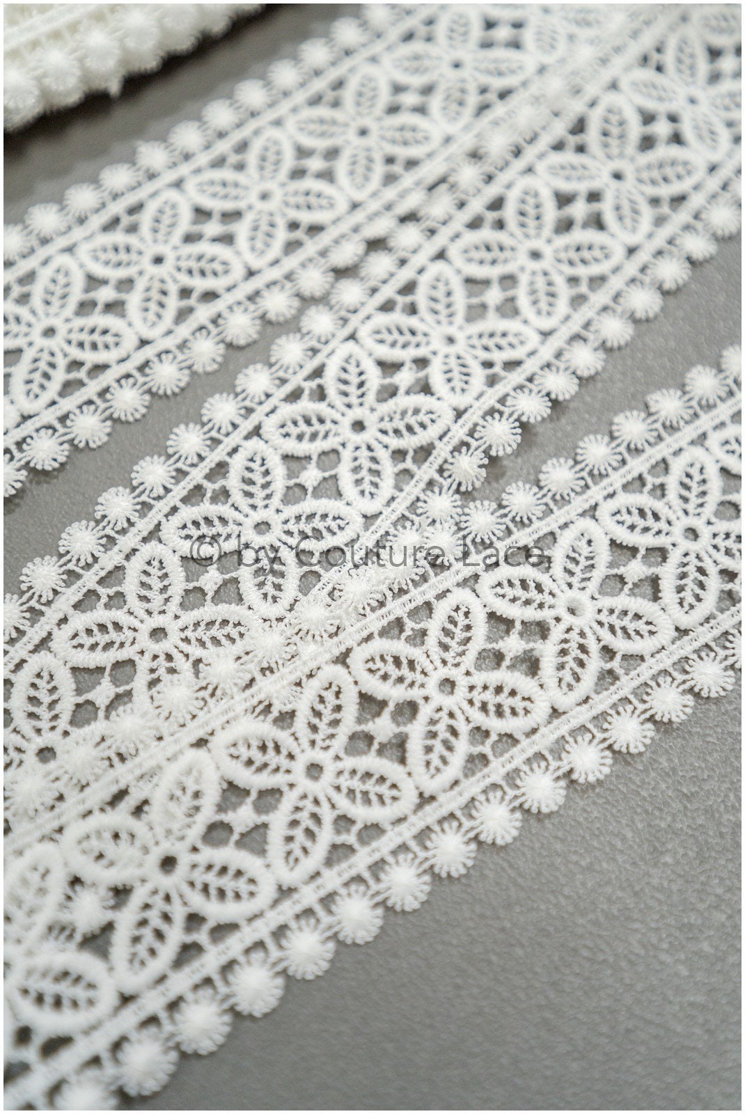 Boho lace trim off-white/ bridal lace trim/ lace veil trim/ bridal lace trim// T21-136