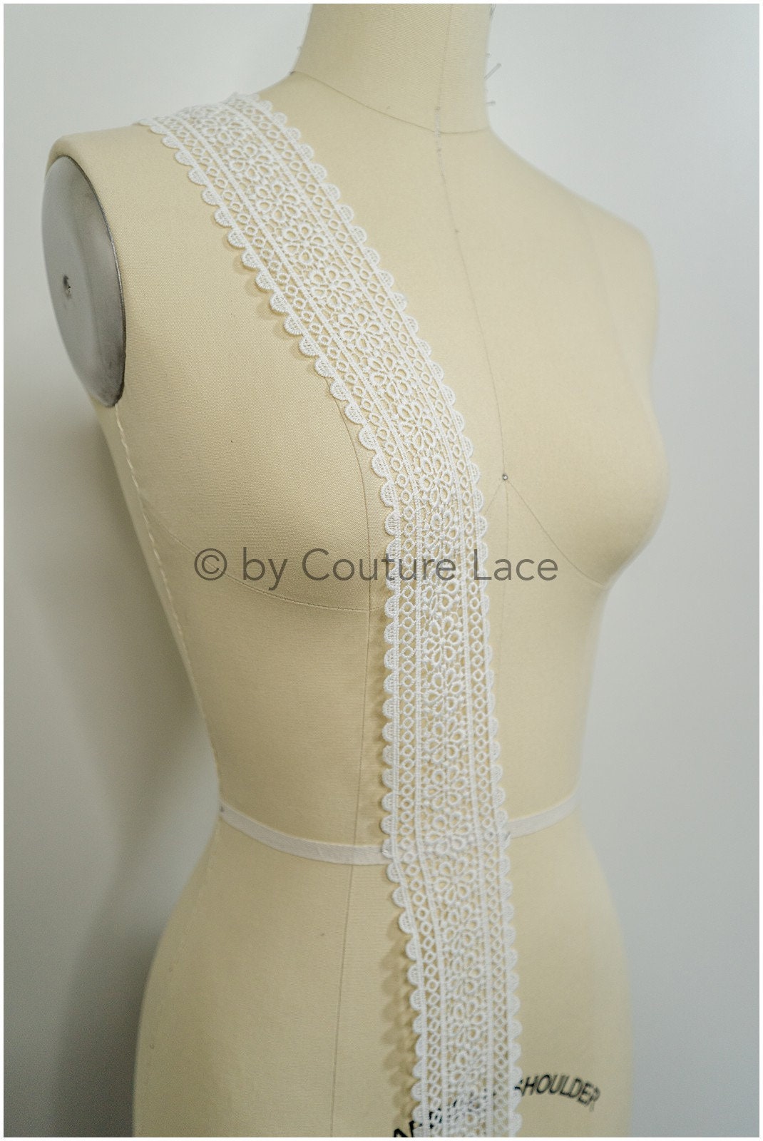 Crochet lace trim off-white/ floral guipure lace trim/ bridal veil lace trim// T21-135