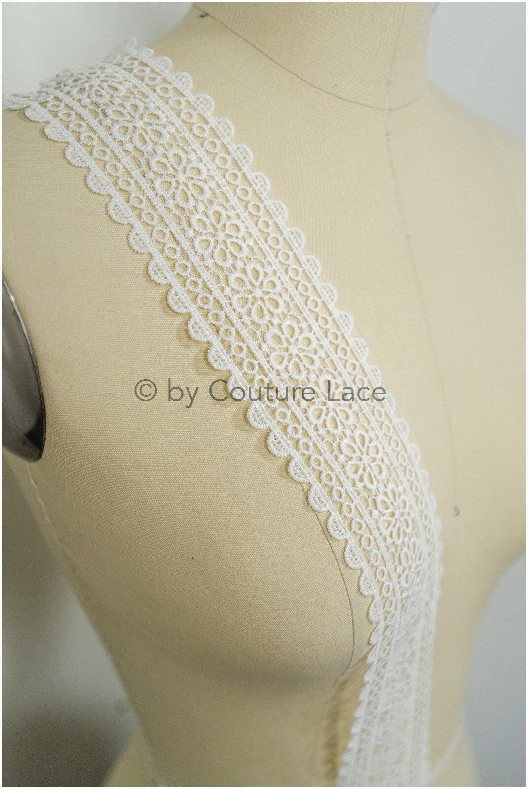 Crochet lace trim off-white/ floral guipure lace trim/ bridal veil lace trim// T21-135