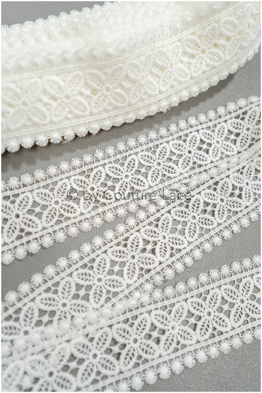 Boho lace trim off-white/ bridal lace trim/ lace veil trim/ bridal lace trim// T21-136