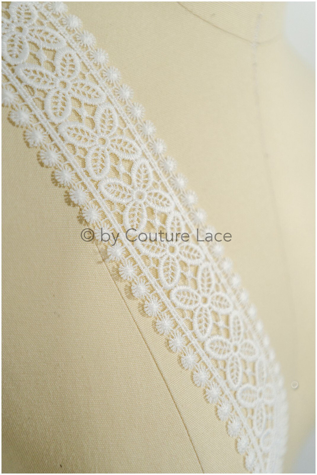 Boho lace trim off-white/ bridal lace trim/ lace veil trim/ bridal lace trim// T21-136