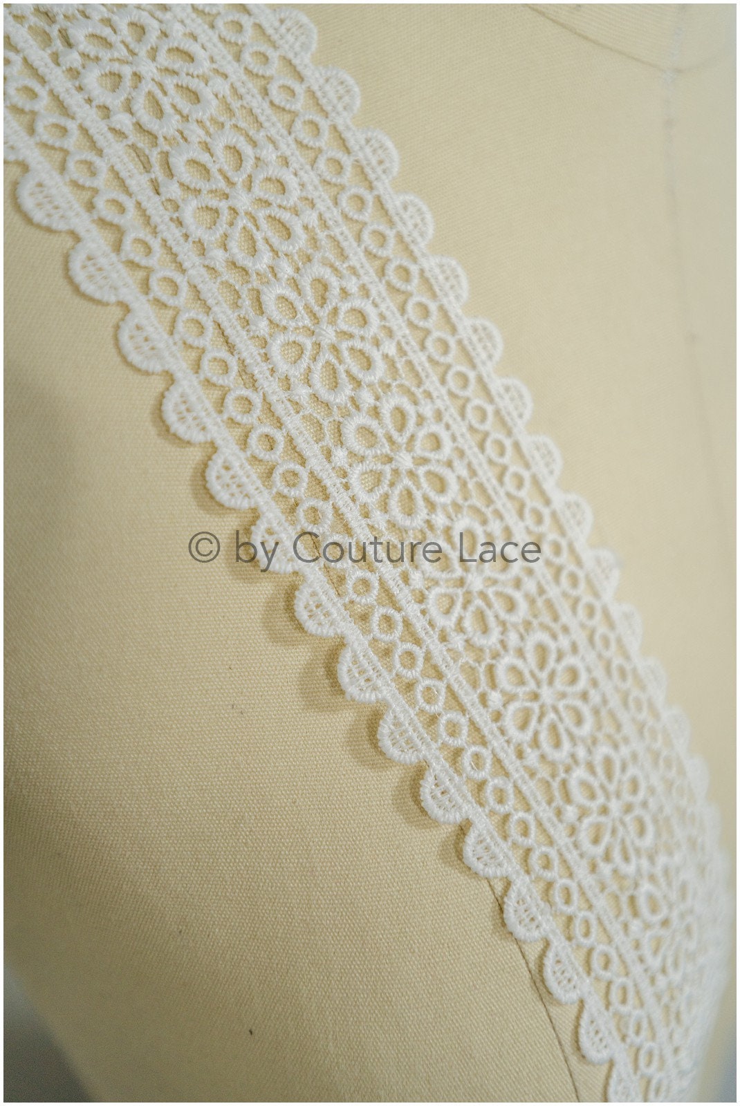 Crochet lace trim off-white/ floral guipure lace trim/ bridal veil lace trim// T21-135