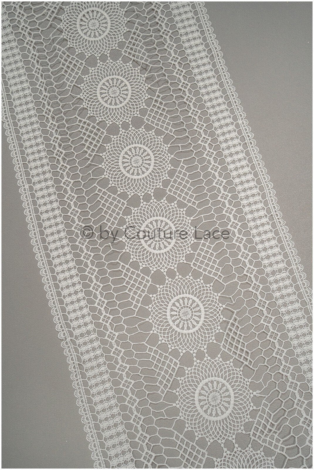 Beautiful crocheted lace border/ Guipure lace border off-white/ crocheted lace/ bridal lace border// T21-126