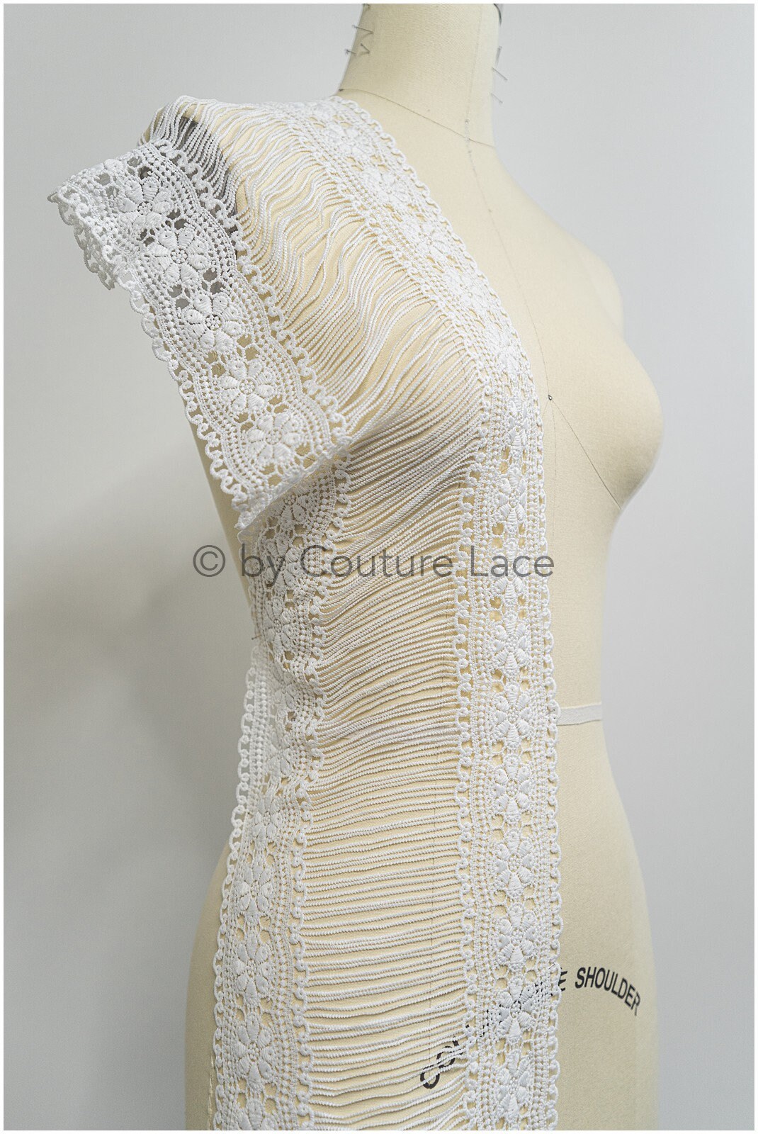 Guipure lace trim/ Off-white lace trim with fringes/ Bridal crocheted lace trim// T21-141
