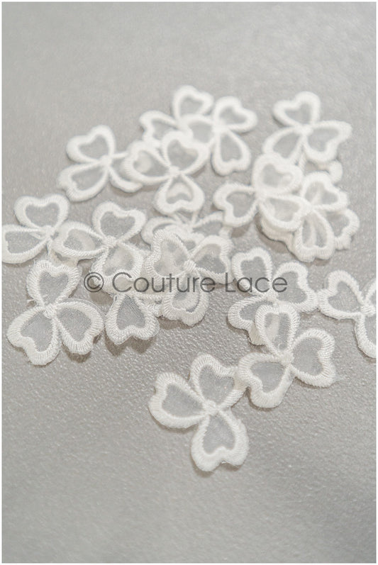 20 pièces. Fleurs 3D pour la couture/ Applique de dentelle de fleurs 3D/ Applique de dentelle de robe de mariée/ Dentelle de mariée// A21-061A