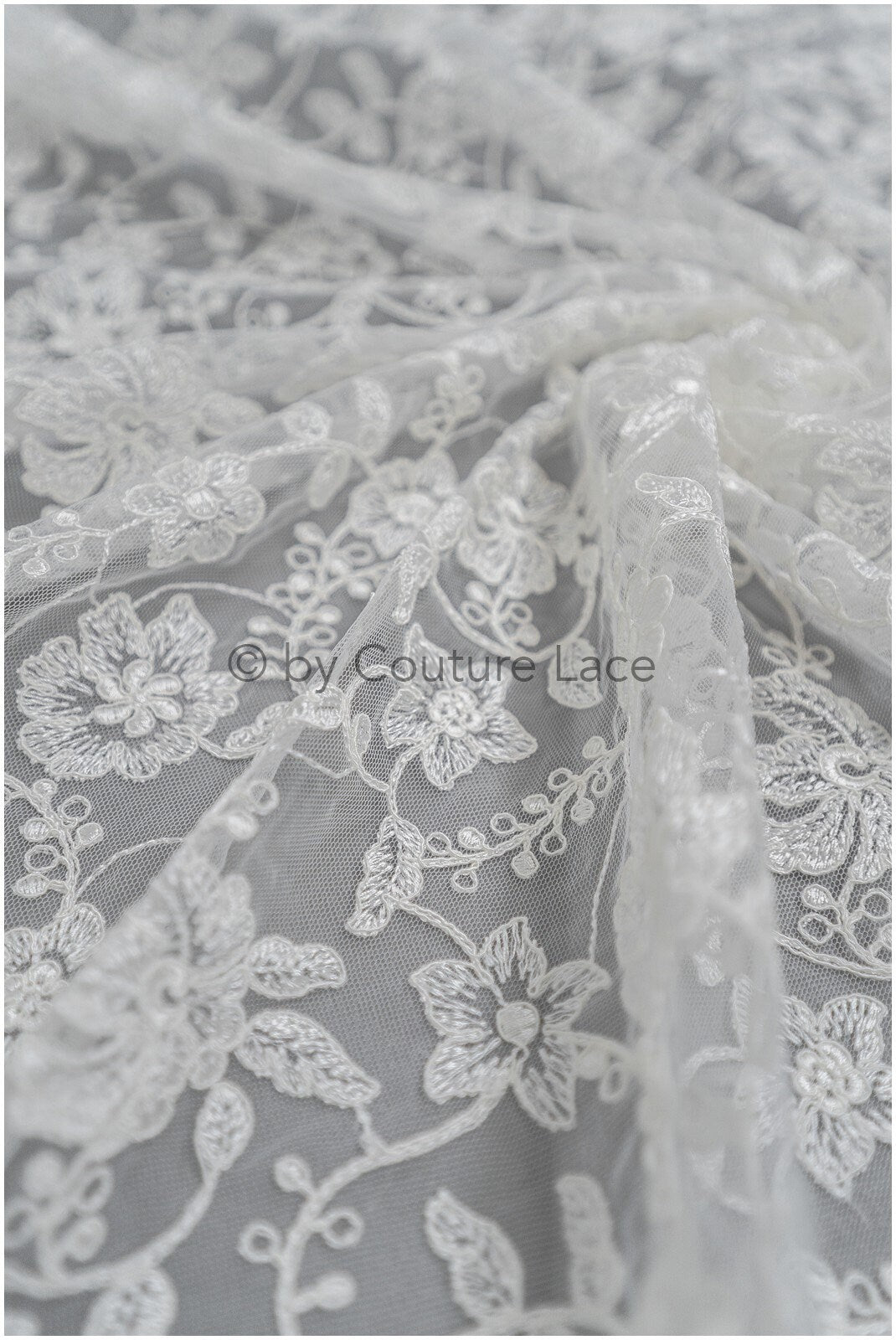 Romantischer Braut Spitzenstoff/ Off-White Spitzenstoff/ Braut Blumenspitze// L20-070