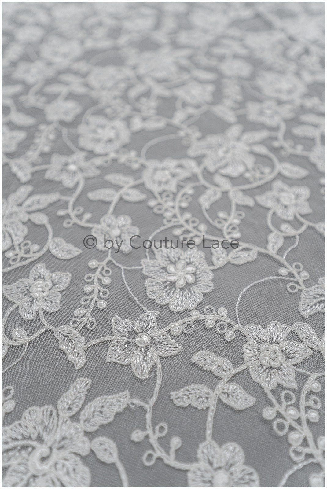 Romantischer Braut Spitzenstoff/ Off-White Spitzenstoff/ Braut Blumenspitze// L20-070