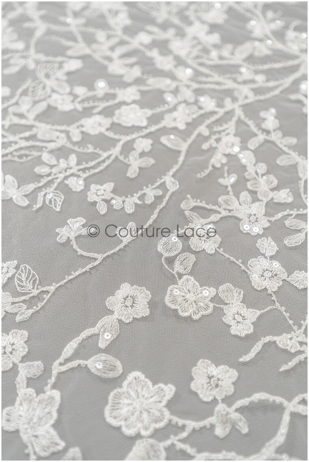 Perlen Spitzenstoff Off-White/ Blumen Spitzenstoff/ Braut Blumenspitze/ Floraler Spitzenstoff/ Brautblumen Spitzenstoff// L21-410