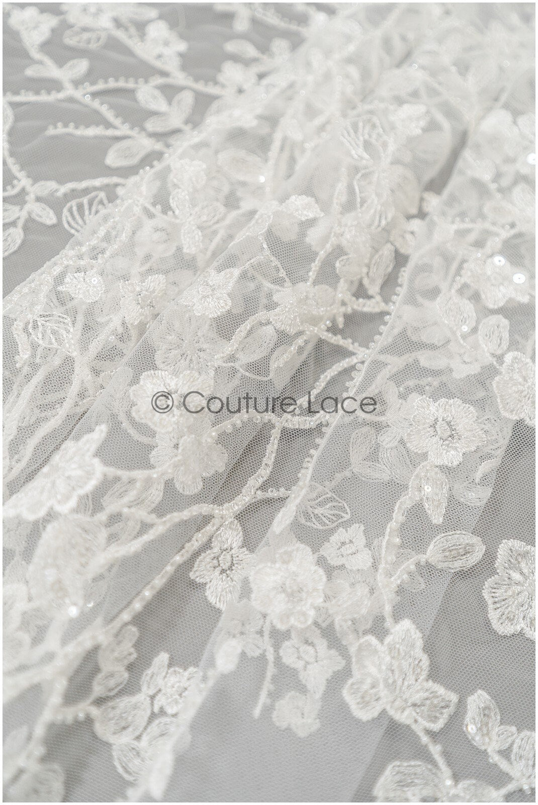 Perlen Spitzenstoff Off-White/ Blumen Spitzenstoff/ Braut Blumenspitze/ Floraler Spitzenstoff/ Brautblumen Spitzenstoff// L21-410