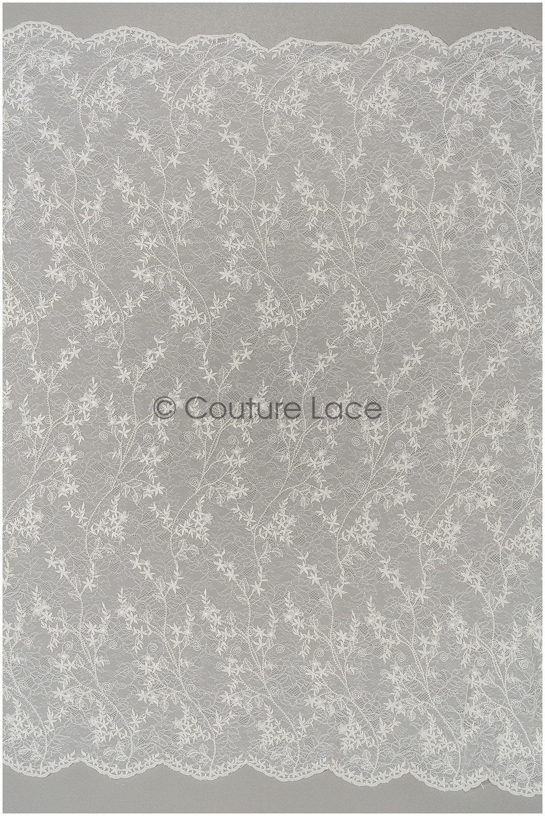 Französischer Spitzenstoff mit Blumenmuster & Perlen/ Blumen Spitzenstoff/ Brautspitze/ Dessous Spitze// L21-411