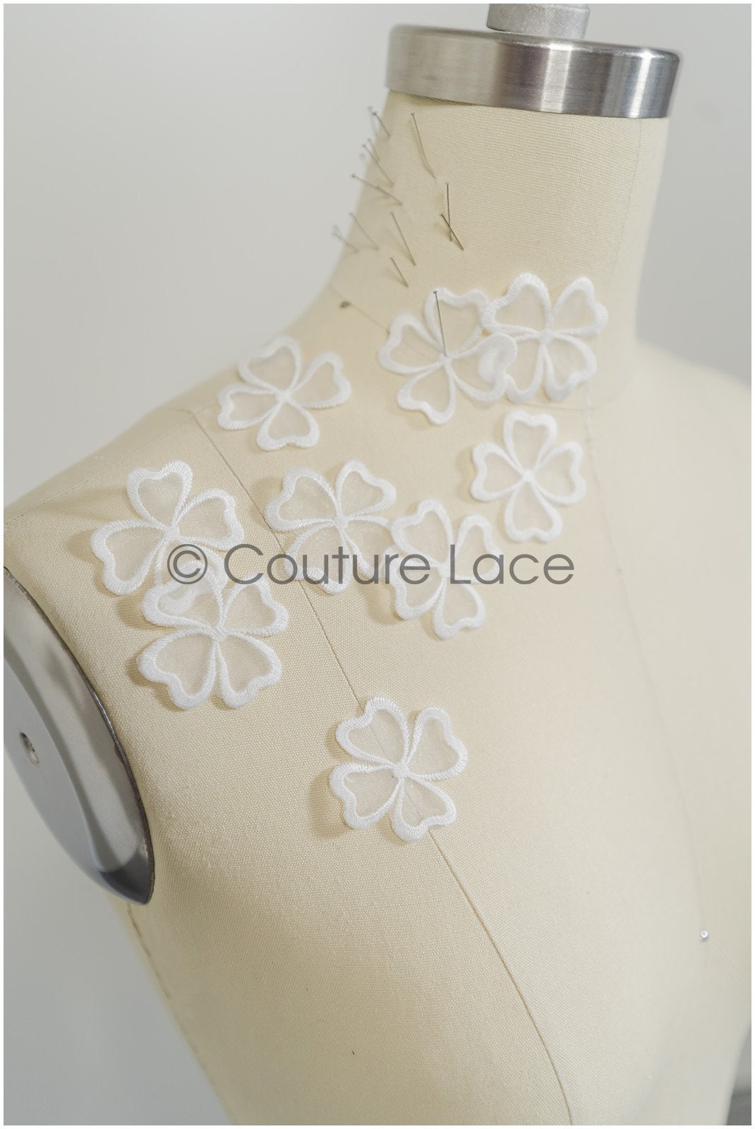 20pcs. 3D lace flowers for sewing on/ 3D flower lace applique/ wedding dress lace applique/ bridal lace// A21-061B