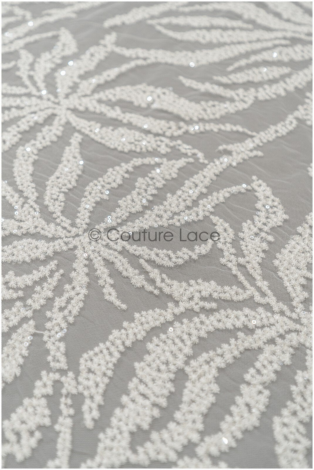 Braut Spitzenstoff Off-White/ Blatt Spitzenstoff/ Braut Blumenspitze mit Pailletten/ Schneeflocken Spitzenstoff// L21-346CS
