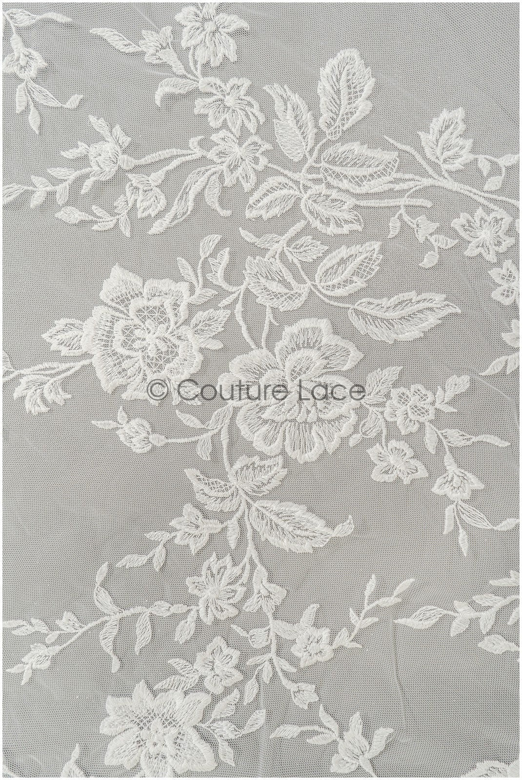 Blumen Spitzenstoff Off-White/ Braut Spitze/ Hochzeitskleid Spitzenstoff/ bestickter Spitzenstoff/ Spitzenschleier// L21-149C