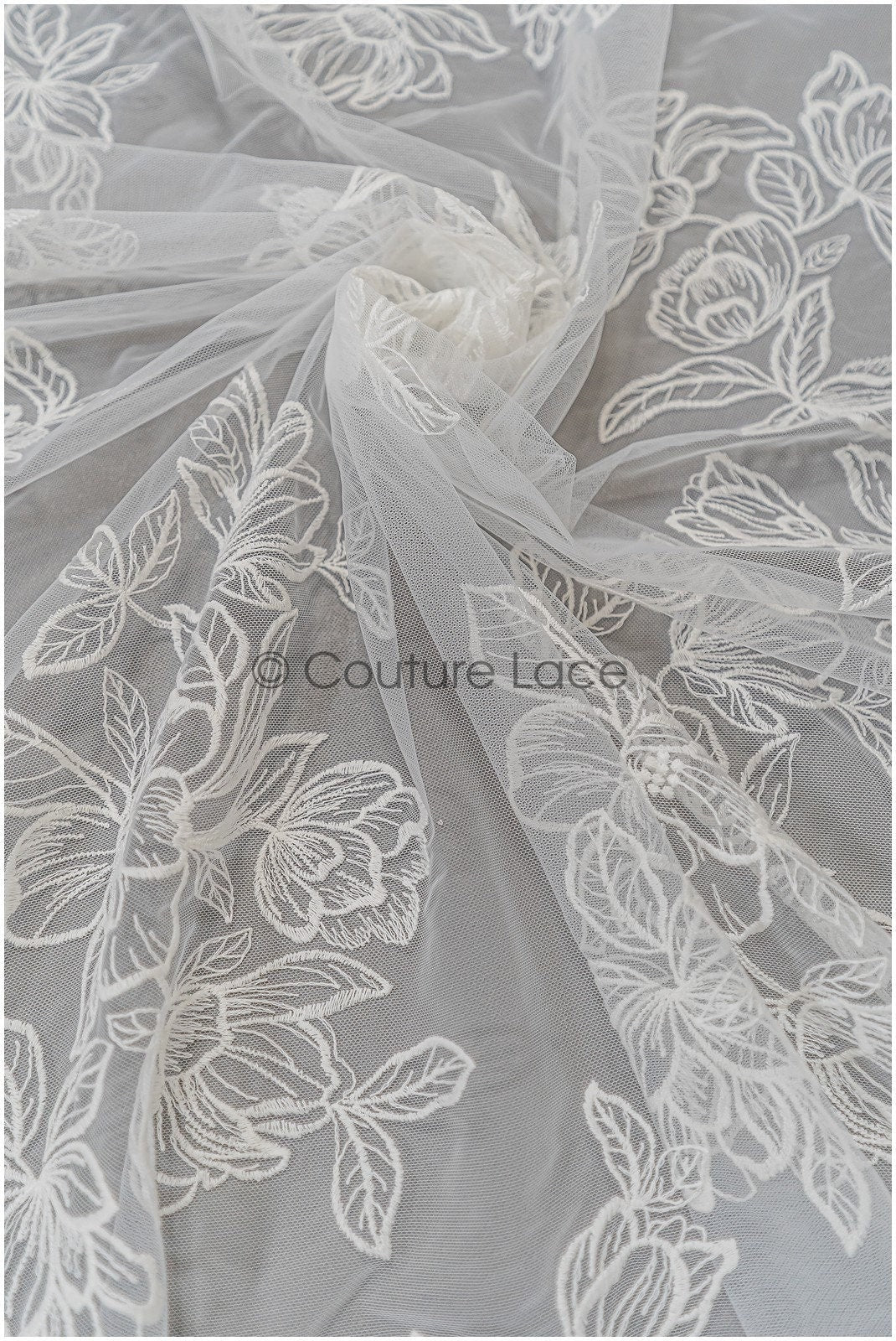 Magnolien Spitzenstoff Off-White/ bestickte Blütenspitze/ Hochzeitskleid Spitze/ weicher Magnolien Spitzenstoff/ Braut Spitzenstoff// L21-045