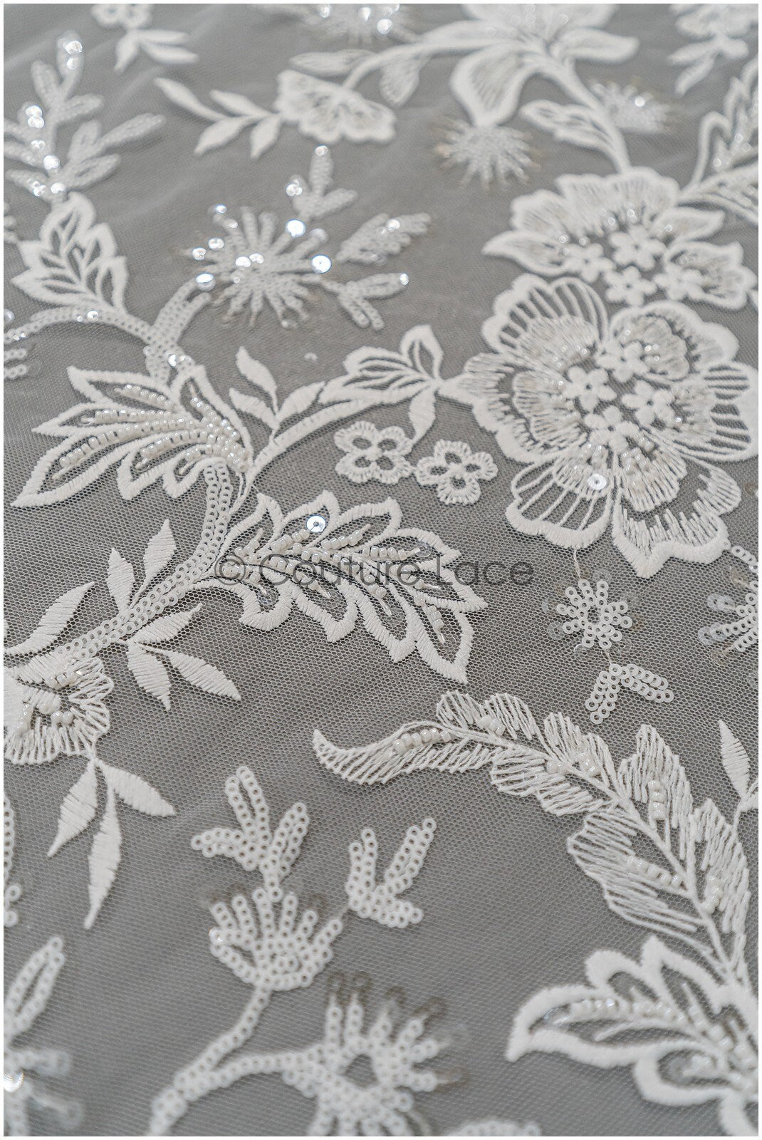 Romantischer Blumen Spitzenstoff/ Milch-Seide bestickte Blumenspitze/ Off-White Spitze/ Braut Spitzenstoff// L21-032N
