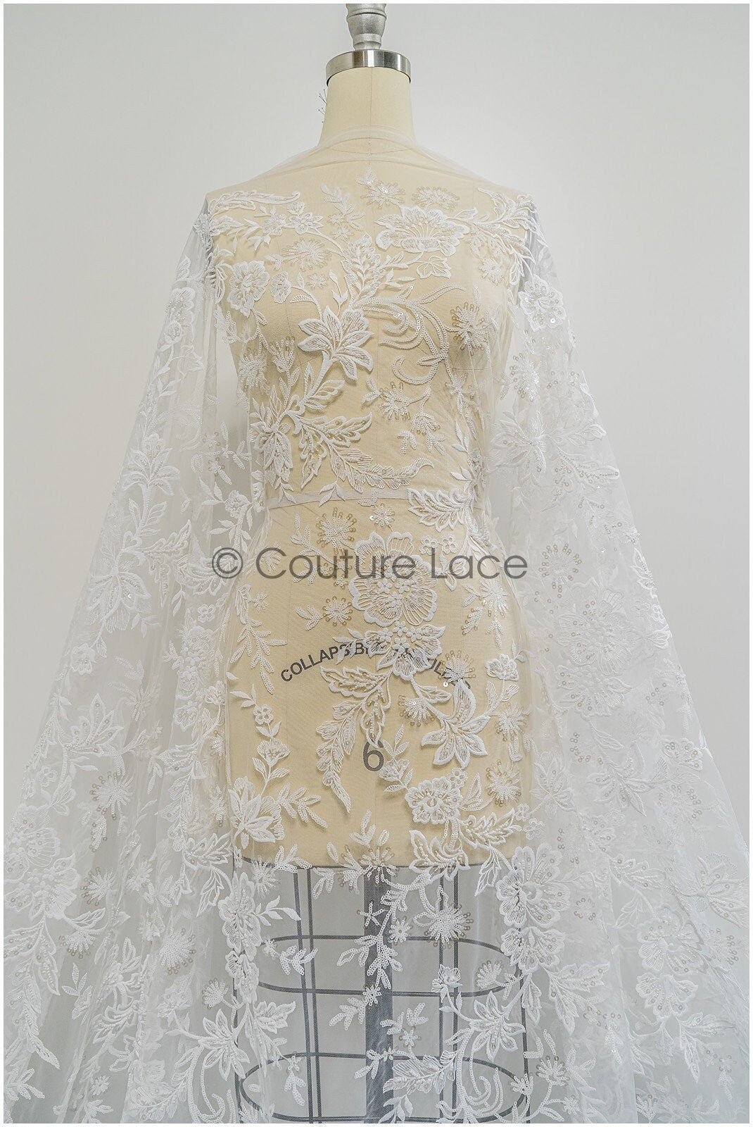 Romantischer Blumen Spitzenstoff/ Milch-Seide bestickte Blumenspitze/ Off-White Spitze/ Braut Spitzenstoff// L21-032N