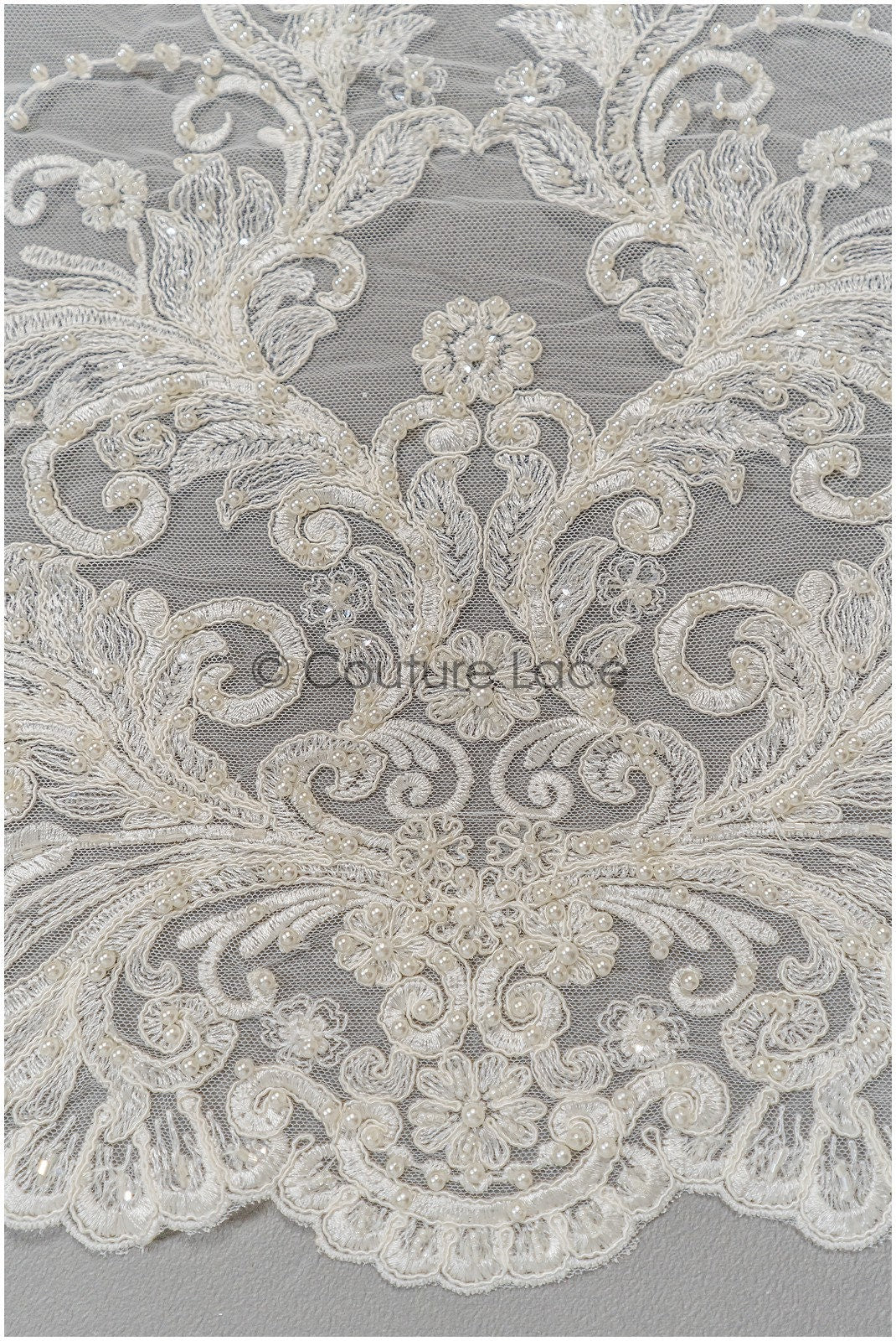 Schwerer Perlen Spitzenstoff für Hochzeitskleider/ Braut Spitzenstoff Off-White/ Hochzeitskleid Spitze mit Perlen/ Brautspitze// L21-047N