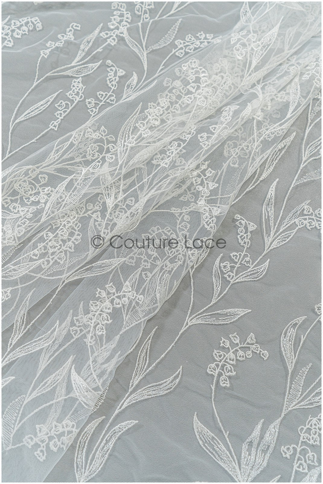 Maiglöckchen Spitzenstoff Off-White/ gestickte Braut Spitze/ zarte Maiglöckchen Spitze/ Brautspitze Stoff// L21-077