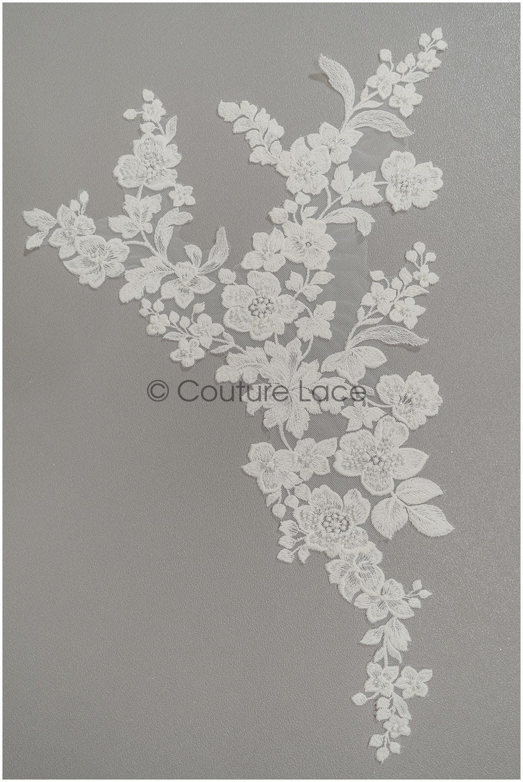 Perlen SpitzenBlume Aufnäher, Blumen Applikation, SpitzenBlume Patch, Spitzen Applikation, Hochzeitskleid Spitzen Applikation, Braut Blumen Aufnäher// A21-236