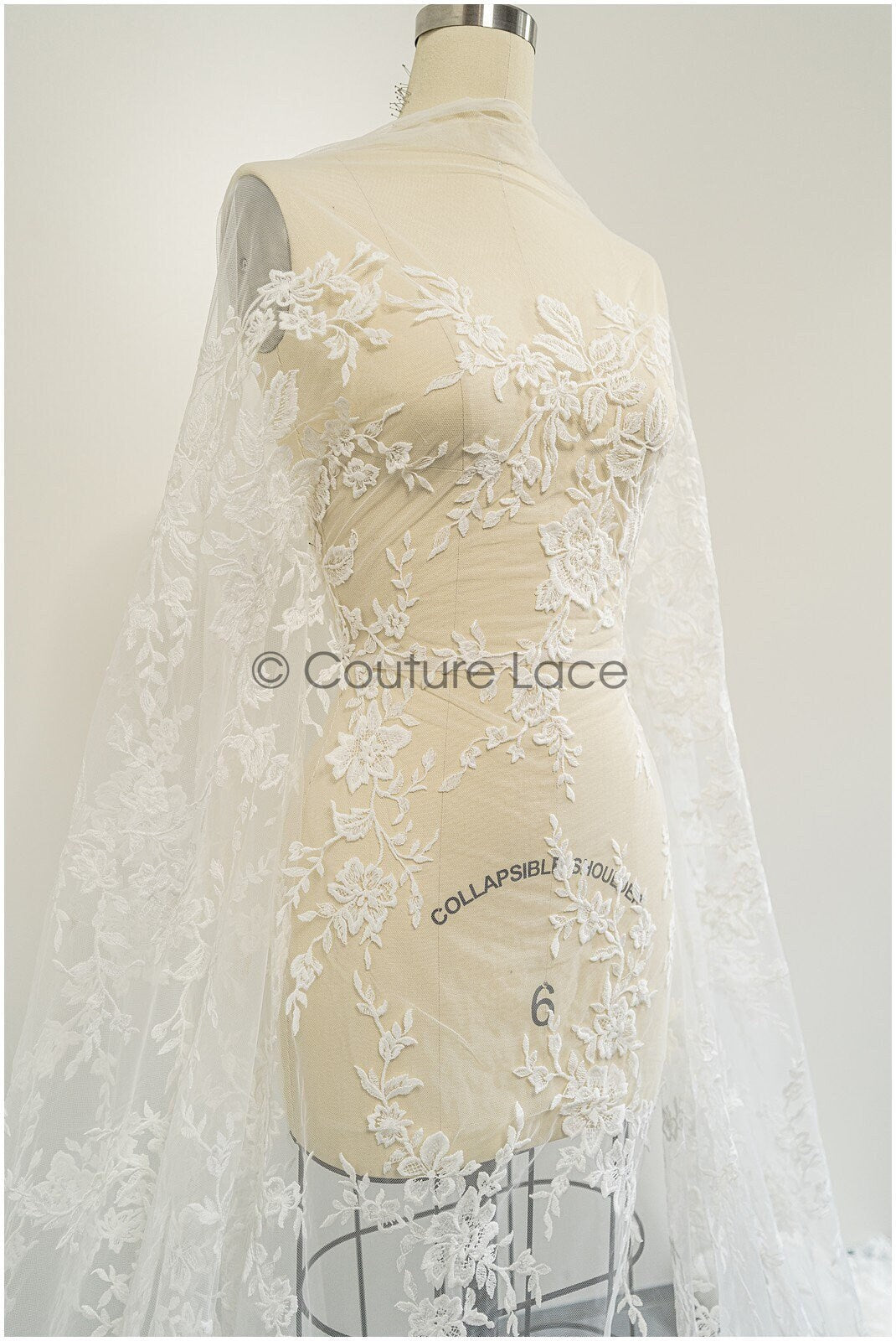 Blumen Spitzenstoff Off-White/ Braut Spitze/ Hochzeitskleid Spitzenstoff/ bestickter Spitzenstoff/ Spitzenschleier// L21-149C
