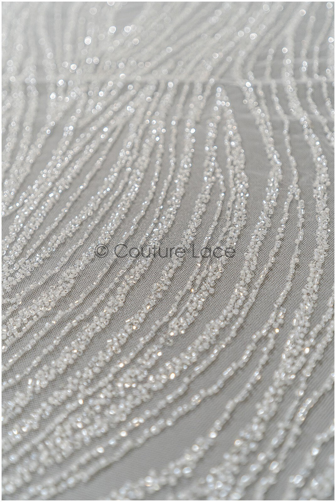 Schwere Perlen Brautspitze Off-White/ Couture Spitzenstoff mit Perlen/ Hochzeitskleid Spitze/ Designer Couture Spitze/ Streifen Spitzenstoff// L19-108