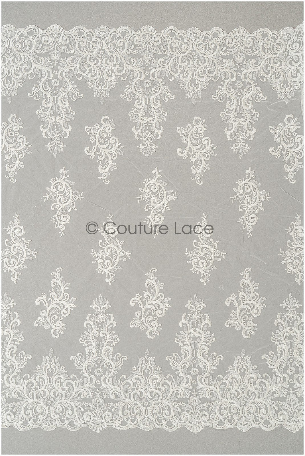 Schwerer bestickter Spitzenstoff/ Brautspitze Off-White/ verschnörkelte Spitze/ Hochzeitskleid Spitze/ Hochzeitsspitze// L21-169B
