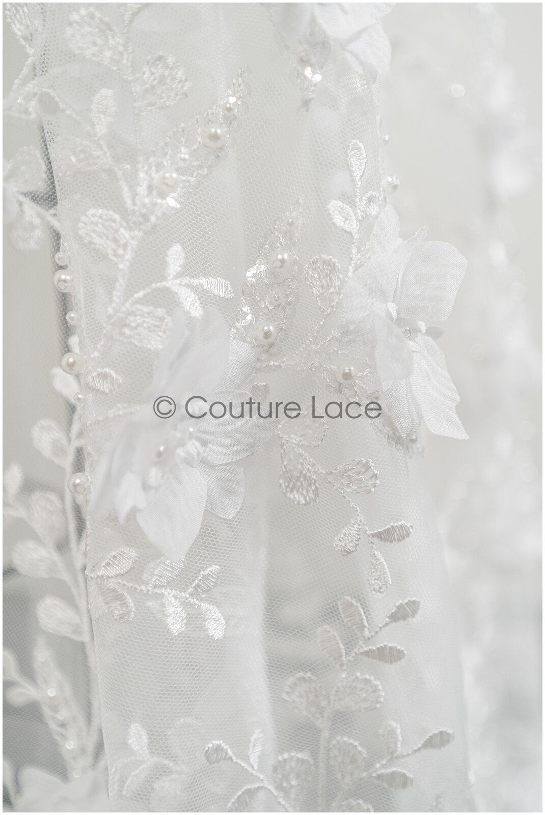 3D Blumen Spitzenstoff Off-White/ Braut Spitzenstoff/ romantischer Spitzenstoff mit 3D Blumen & Perlen/ Hochzeit Spitzenstoff// L21-140N