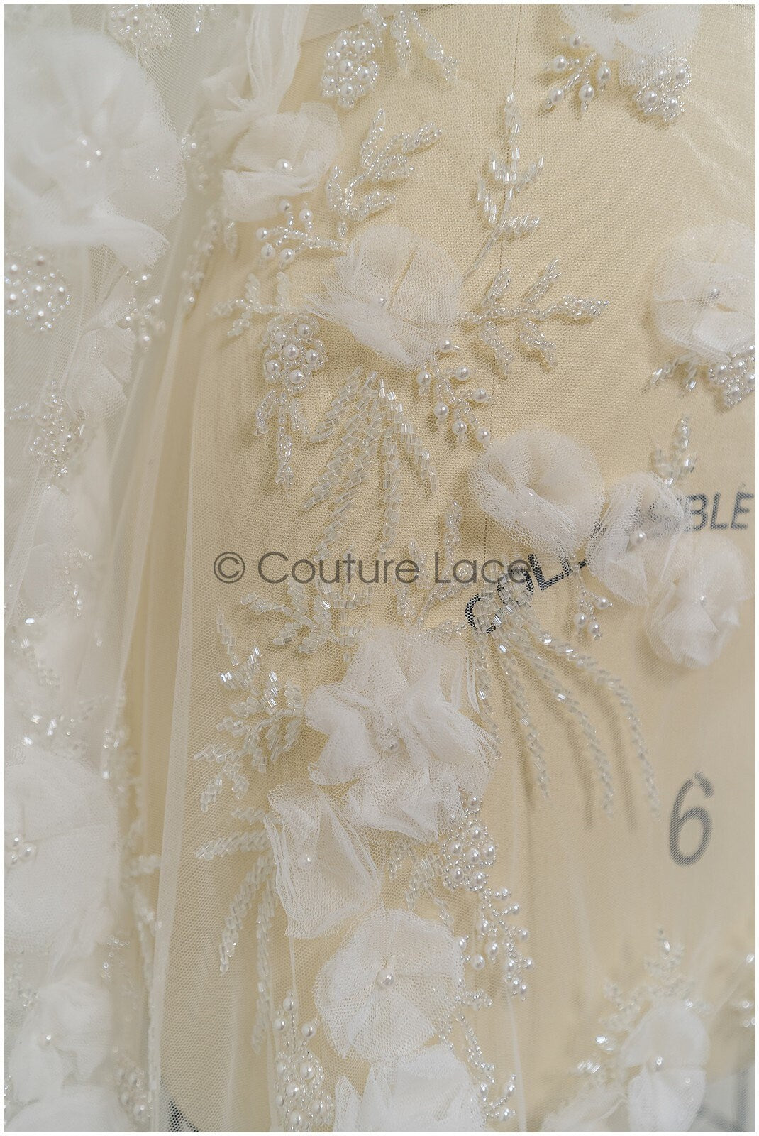 Handgefertigte Brautspitze mit 3D Blüten/ 3D Blüten Spitze Stoff/ Hochzeitskleid Spitze/ Couture Spitze// L21-049N