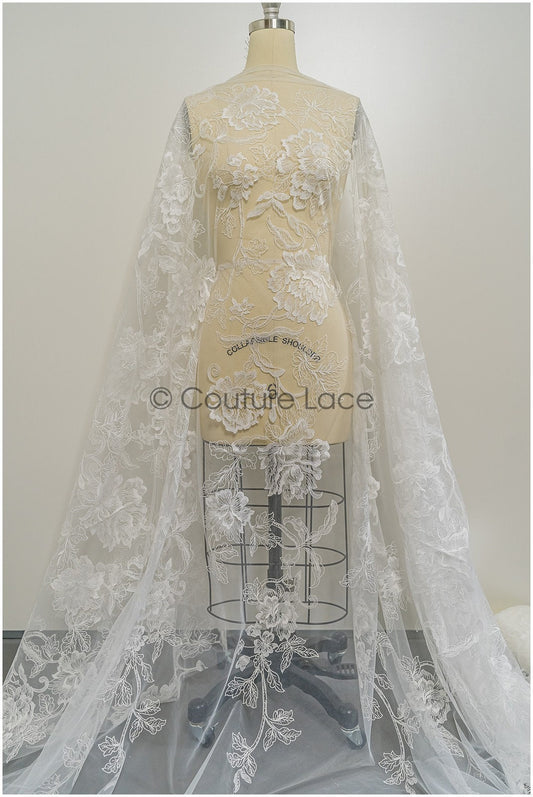 Tela de encaje floral romántica / encaje bordado con flores color marfil / encaje para vestidos de novia / tela de encaje con rosas / encaje para novia // L21-029N