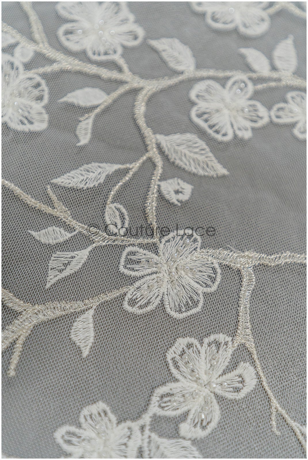 Blüten Spitzenstoff Off-White Silber/ Braut Spitzenstoff/ Blüten Brautspitze/ Brautblüten Spitze// L21-119S