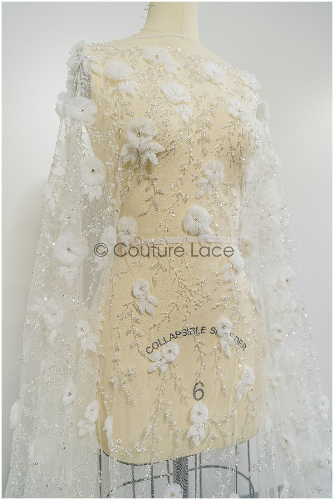 3D Blumen Spitzenstoff Off-White/ Braut Spitzenstoff/ romantische Spitze mit 3D Blumen & Perlen/ Hochzeit Spitzenstoff// L21-133N