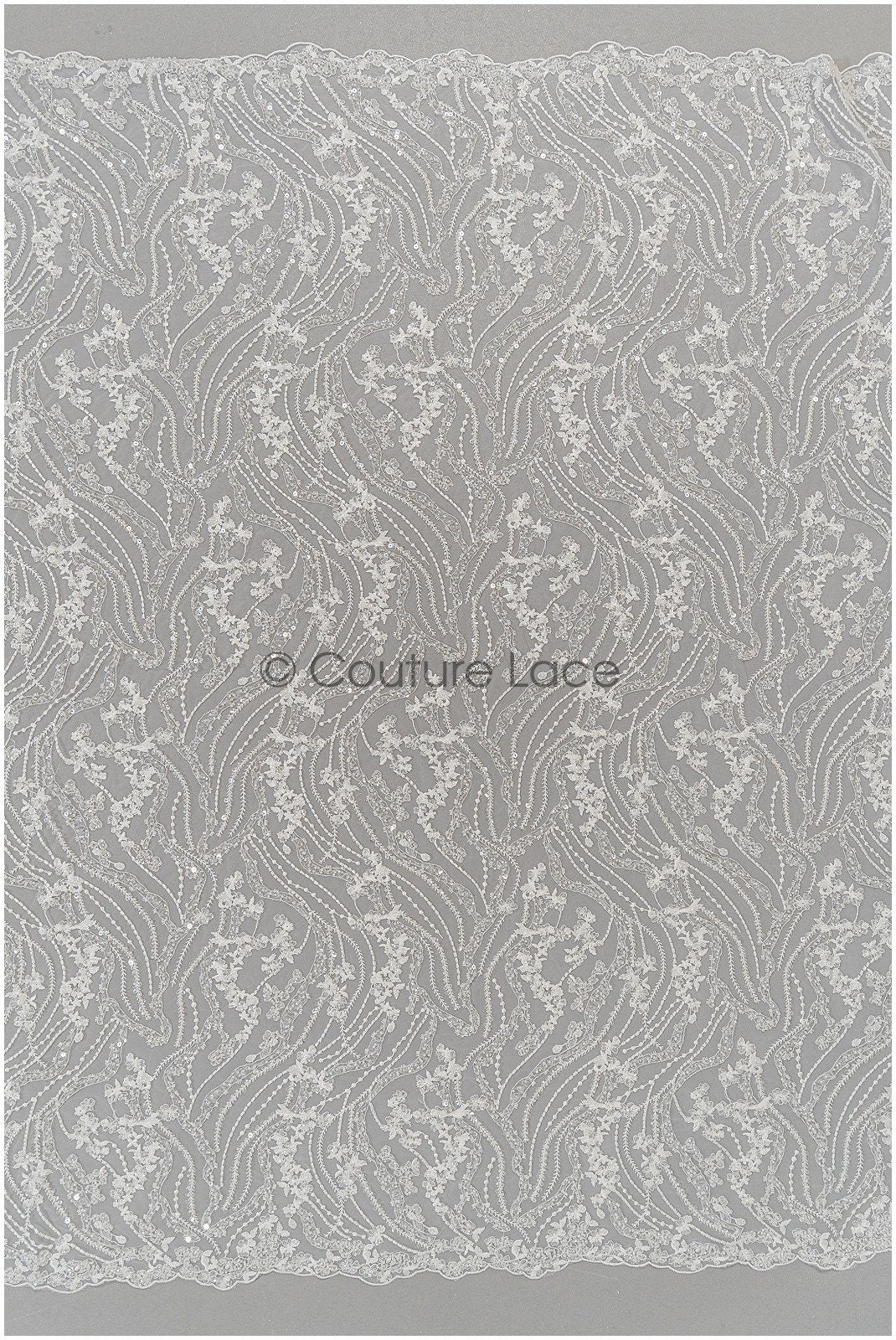 Perlen gestreifter gewellter Spitzenstoff/ Brautspitze Off-White/ Hochzeitskleid Spitze mit Perlen & Pailletten/ Braut Spitzenstoff// L19-309