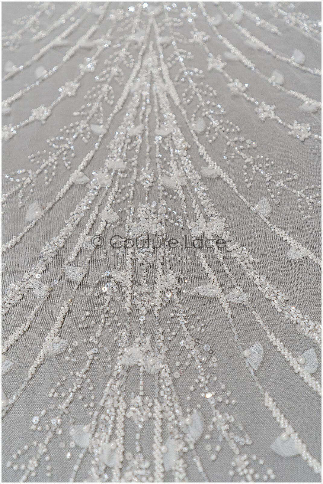 Handperlen Brautspitze Off-White/ Perlen Braut Spitze/ Couture Brautspitzenstoff mit Perlen/ Designer Couture Spitze// L21-191
