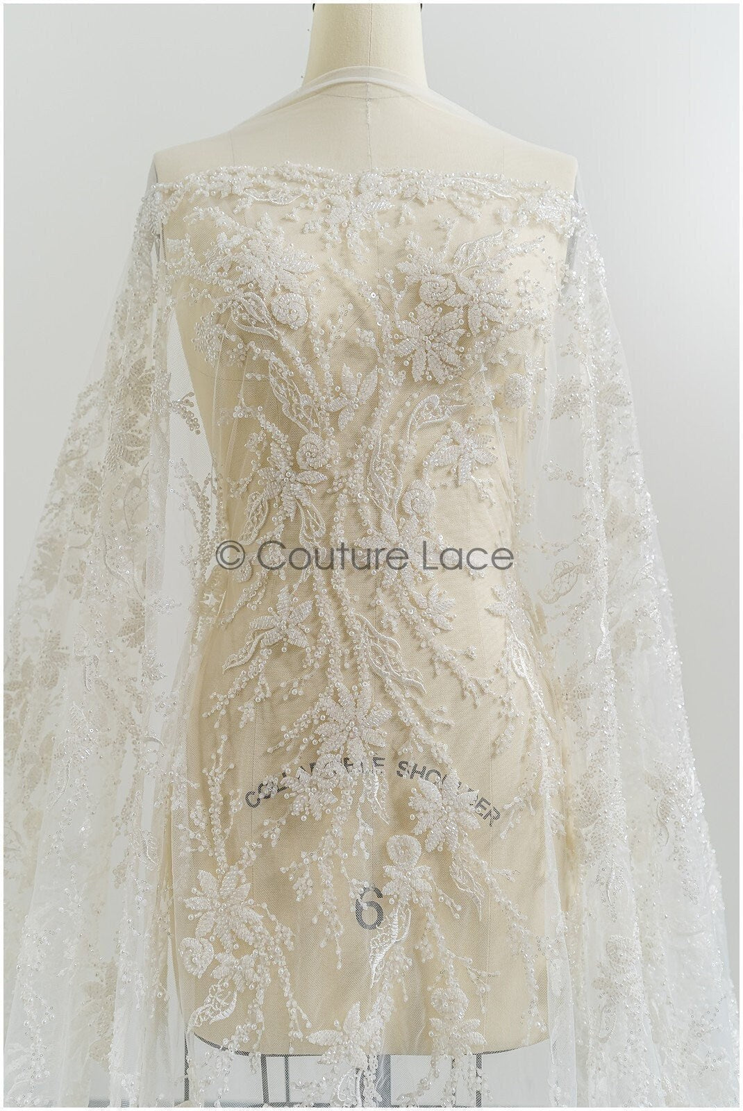 Perlen Spitzenstoff Off-white/ Couture Spitze Stoff/ Brautspitze Stoff mit Perlen/ Perlen Spitze// L21-193B