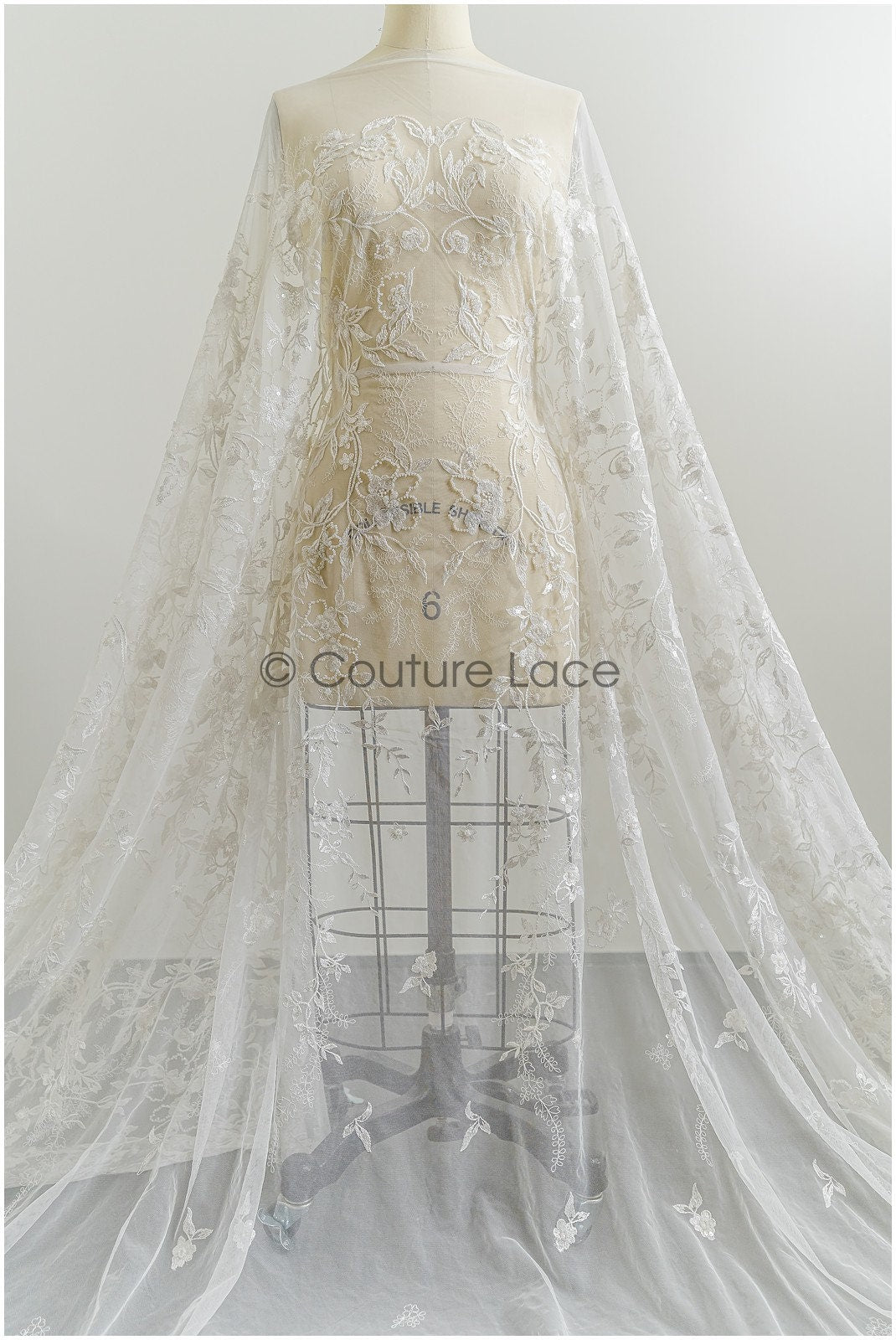 Weicher Perlen Spitzenstoff mit Blumen & Astmuster/ florale Brautspitze/ Couture Braut Spitzenstoff// L21-086B