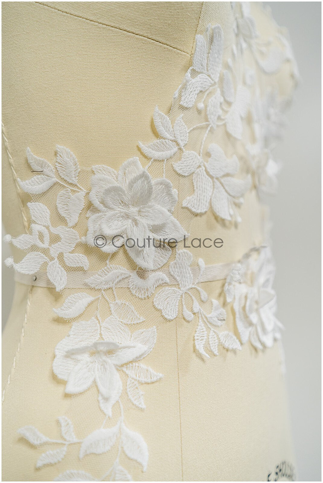 3D Blumen Spitzen Applikation, 3D Blumen Applikation, Lace Blumen Applikation, Spitzen Applikation, 3D Hochzeitskleid Spitze Applikation, Braut Blumen Aufnäher// A21-251
