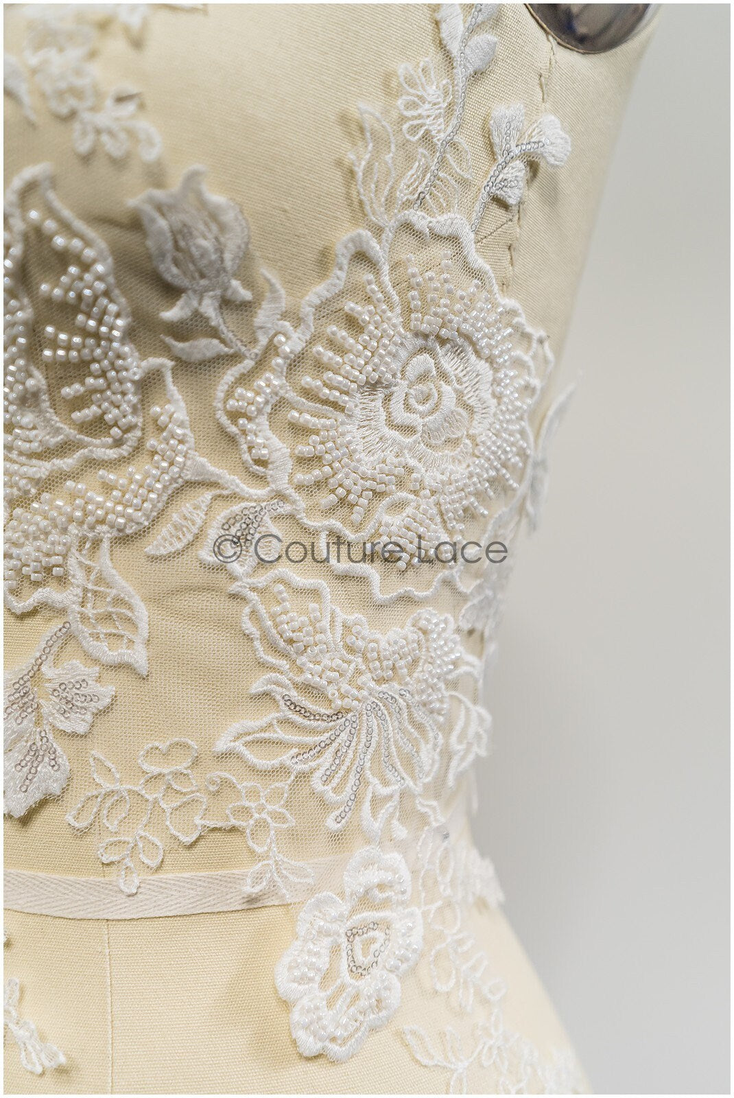 schwere PerlenBlumen Spitze Applikation für Hochzeitskleid, floraler Spitzenaufnäher mit Perlen und Perlen// A21-247