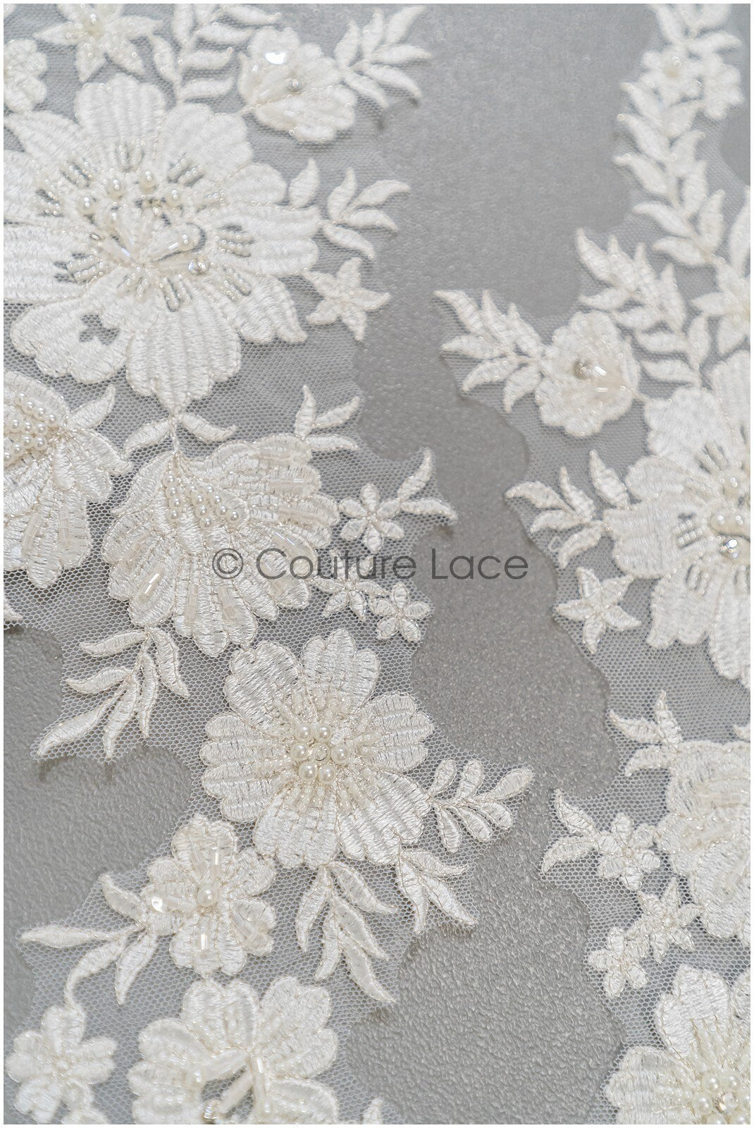 Perlen Applikation für Brautkleid, Blumenspitze Aufnäher, bestickte Spitzenapplikation, Brautapplikation// A21-227