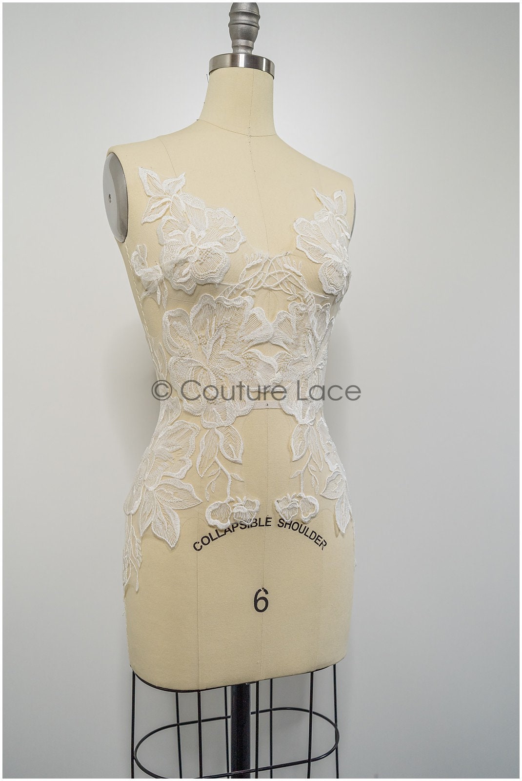 Perlen Applikation für Brautkleid, Blumenspitze Aufnäher, bestickte Spitzenapplikation, Brautapplikation// A21-224