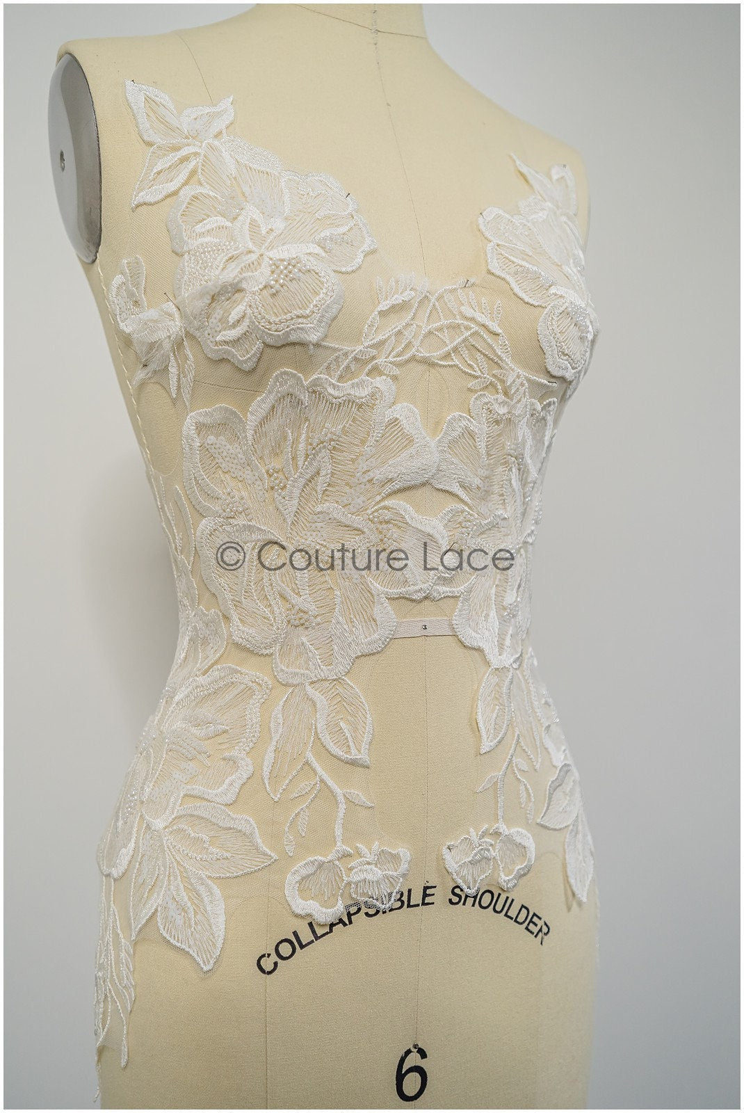 Perlen Applikation für Brautkleid, Blumenspitze Aufnäher, bestickte Spitzenapplikation, Brautapplikation// A21-224
