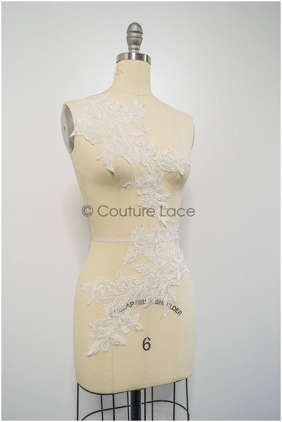 Perlen Applikation für Brautkleid, Blumenspitze Aufnäher, bestickte Spitzenapplikation, Brautapplikation// A21-223