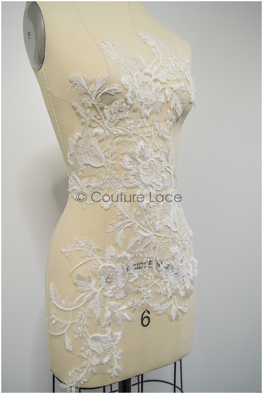 Perlen Applikation für Brautkleid, Blumenspitze Aufnäher, bestickte Spitzenapplikation, Brautapplikation// A21-222